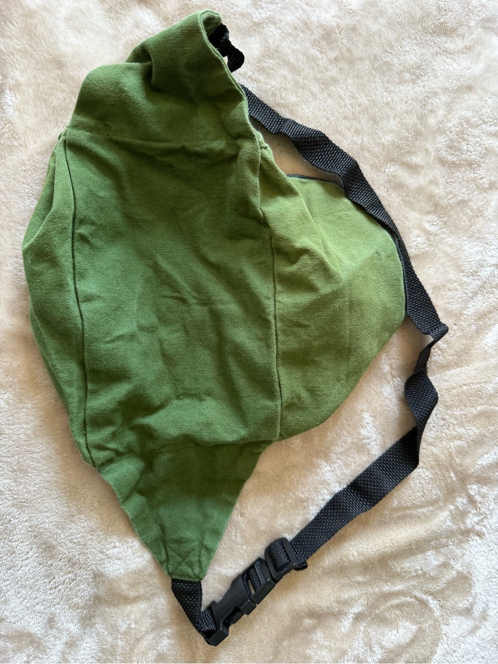 Green Canvas Waist Bag with Front Zip Pocket - Picture 3 of 3